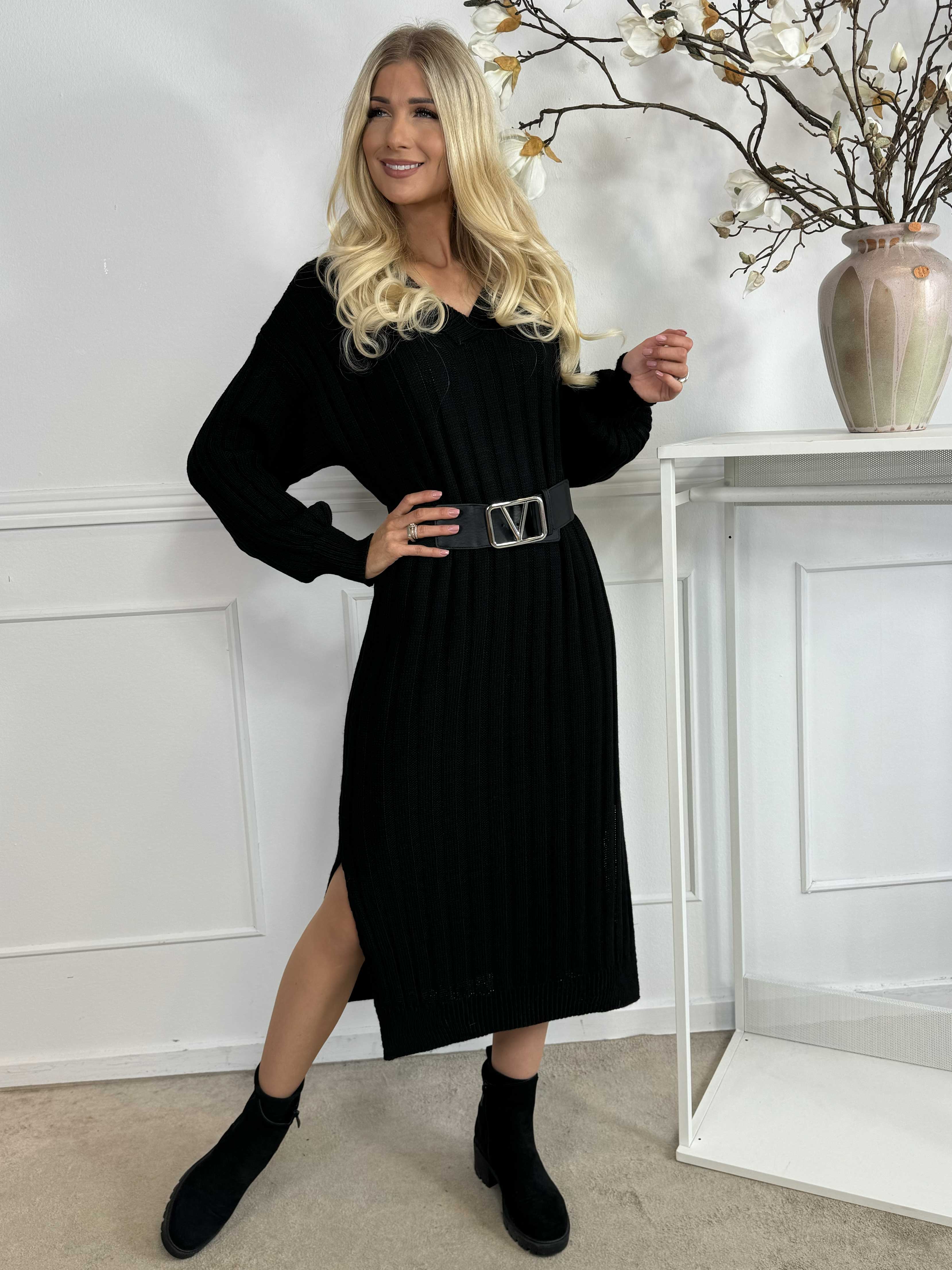 Hanine - Lång stickad klänning med v-ringning